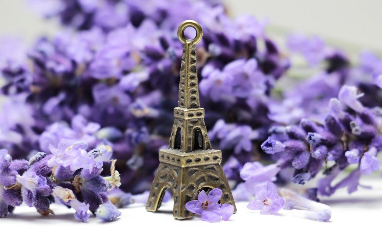 découvrez les meilleures destinations romantiques à travers le monde, idéales pour les couples en quête d'amour et d'évasion. que ce soit pour un week-end en amoureux ou une lune de miel inoubliable, plongez dans des paysages enchanteurs et des expériences uniques.