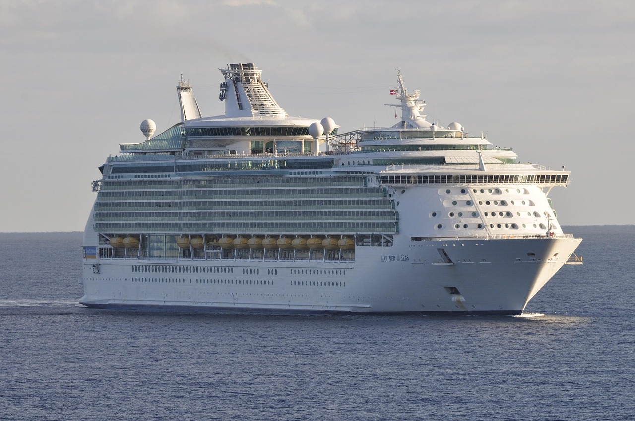 découvrez nos croisières en méditerranée pour explorer des paysages magnifiques, des cultures riches et des saveurs locales uniques à bord de navires confortables.