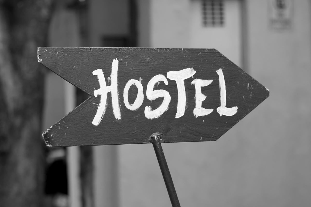 Séjourner en 2025 : pourquoi choisir une auberge jeunesse adulte pour vos voyages ?