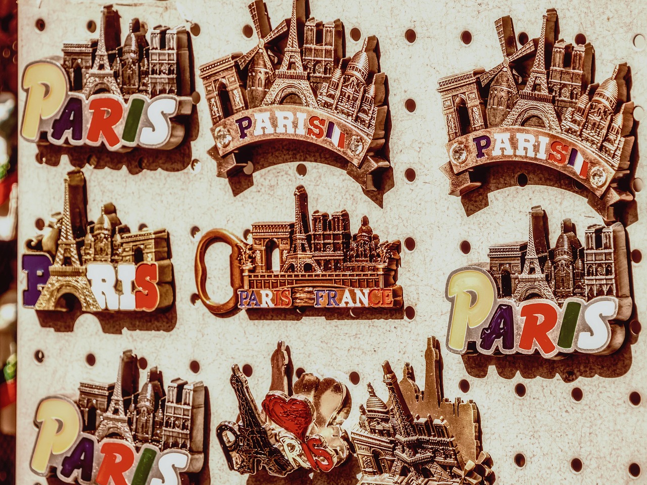 d&eacute;couvrez la meilleure p&eacute;riode pour visiter le japon en 2025, avec des conseils sur les saisons, les festivals et les &eacute;v&eacute;nements incontournables pour profiter pleinement de votre voyage.